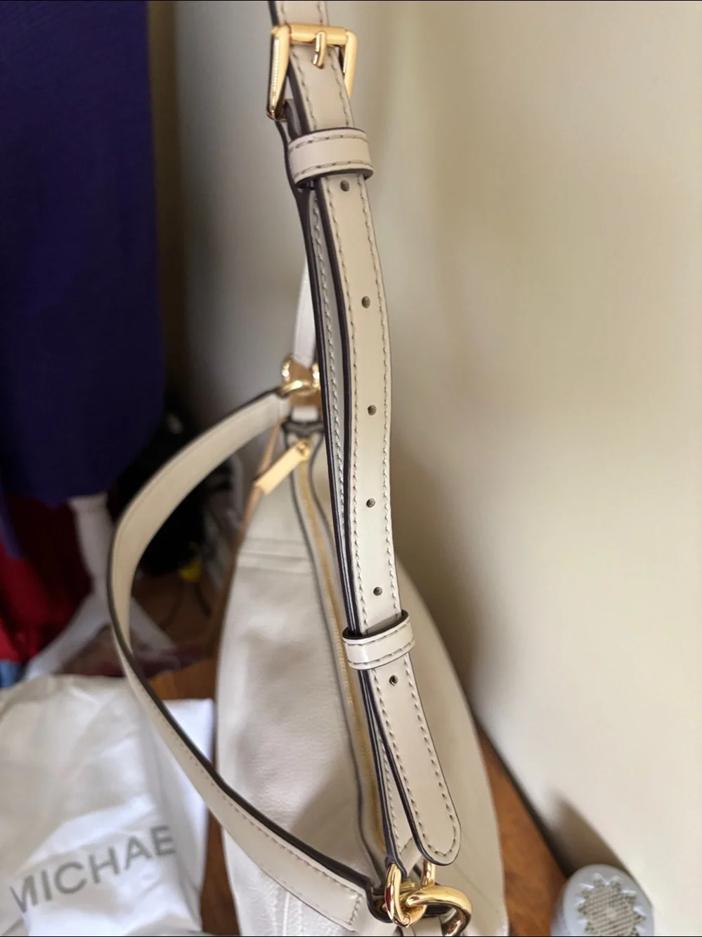 Michael Kors purse shoulder bag or Crossbody with dust bag